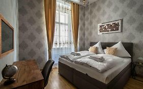 Design 3Bdr Apartment In Residence, Free Parking